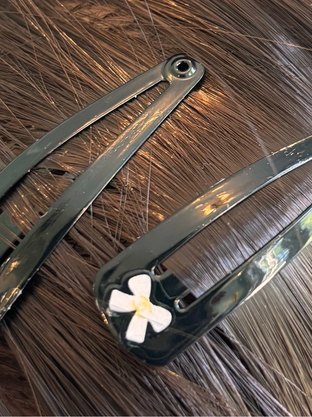 Black Bow Accent Snap Hair Clips - Set of 2